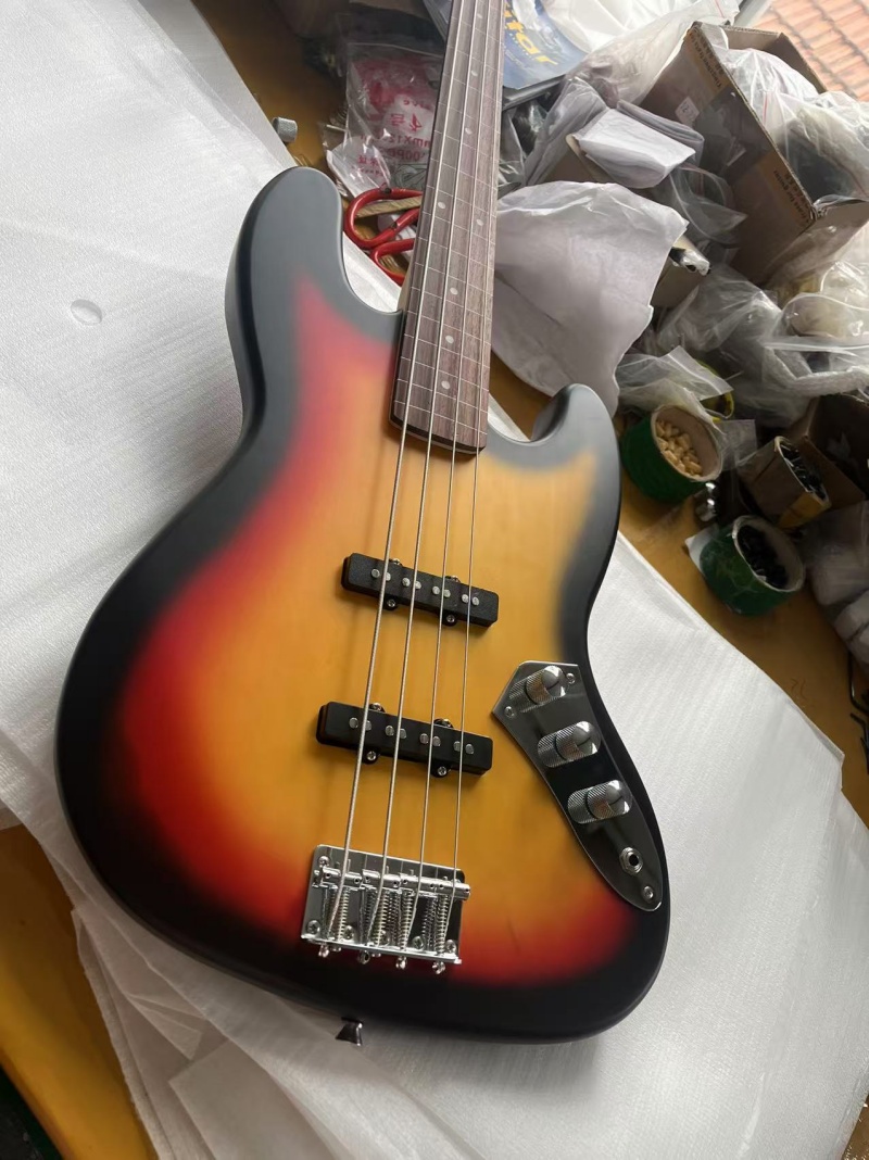 Bass Guitar Fretless - Бесплатная доставка высококачественного 4-струнного электрического бас-гитара,