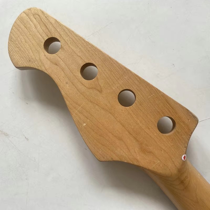 Электробас-гитара PN990, 4 стр – обзор и цена Bass Guitar Fretless