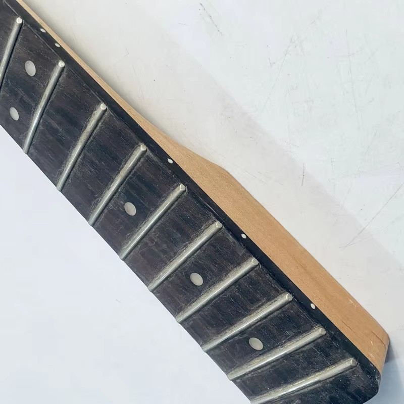 LN860 Оригинальный неокрашенны – обзор и цена Bass Guitar Fretless
