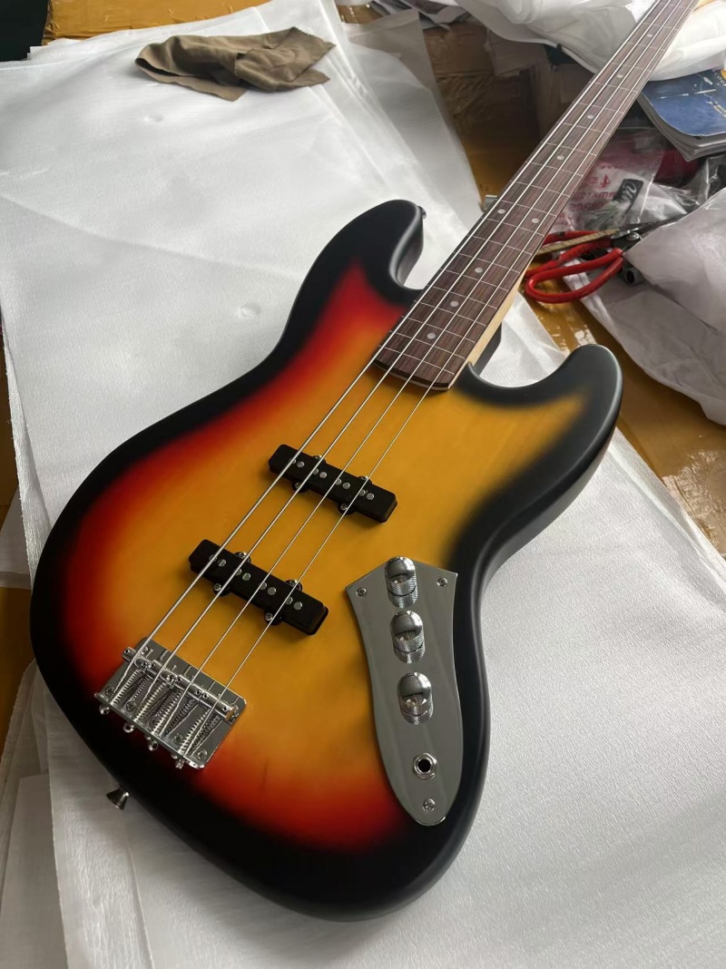Бесплатная доставка высококаче – обзор и цена Bass Guitar Fretless